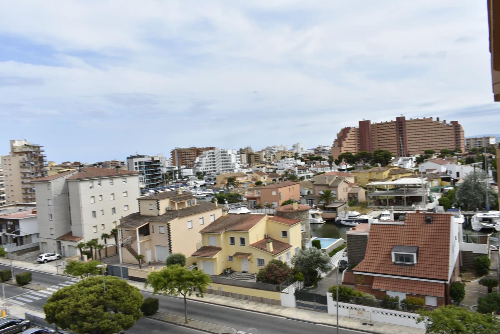 Studio till salu i Roses - 94 000 € (Ref: 9719516)