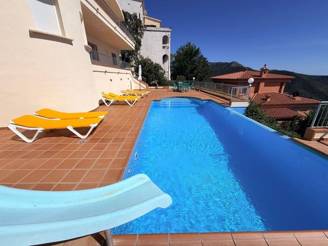 Chalet de 5 habitaciones en El Mas Fumats, Roses en venta con piscina garaje - 745.000 € (Ref: 9780129)