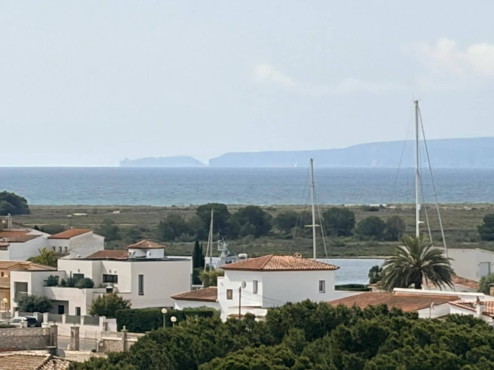 1 sypialnia Apartament na sprzedaż w Roses z basenem garażem - 235 000 € (Ref: 9807664)