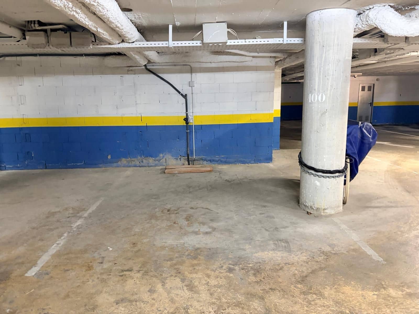 1 sypialnia Apartament na sprzedaż w Roses z basenem garażem - 235 000 € (Ref: 9807664)