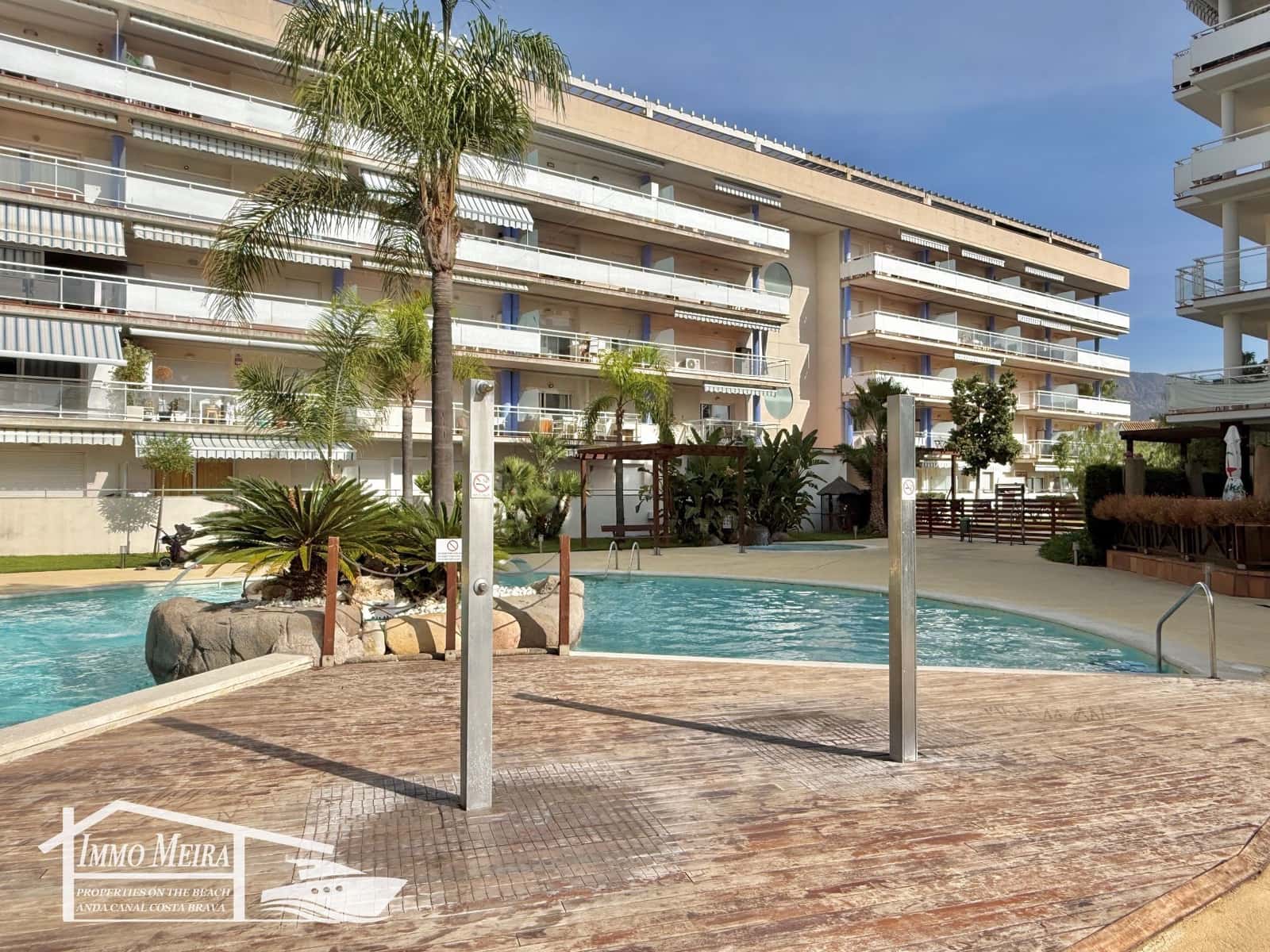 1 sypialnia Apartament na sprzedaż w Roses z basenem garażem - 235 000 € (Ref: 9807664)