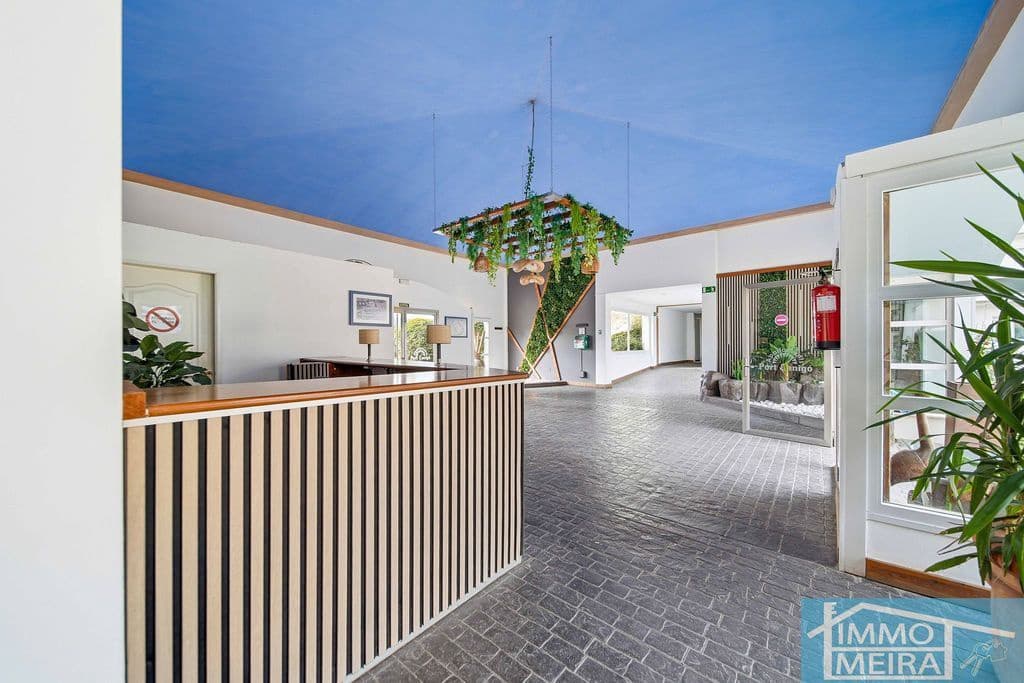 2 bedroom Apartment for sale in Roses with pool garage - € 235,000 (Ref: 9807664)