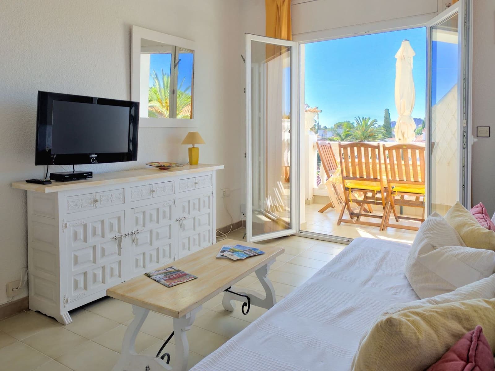 1 bedroom Apartment for sale in Empuriabrava with pool garage - € 139,000 (Ref: 9815571)