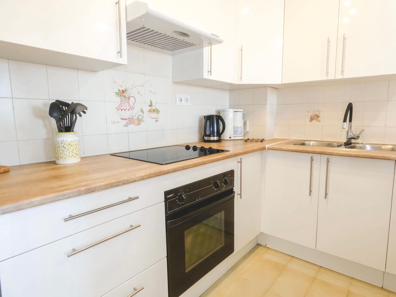 1 bedroom Apartment for sale in Empuriabrava with pool garage - € 139,000 (Ref: 9815571)