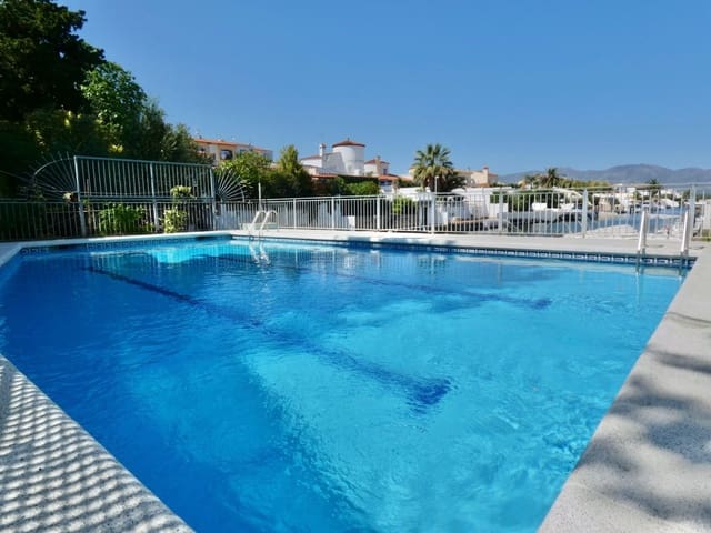 1 bedroom Apartment for sale in Empuriabrava, Castelló d'Empúries with pool garage - € 139,000 (Ref: 9815571)