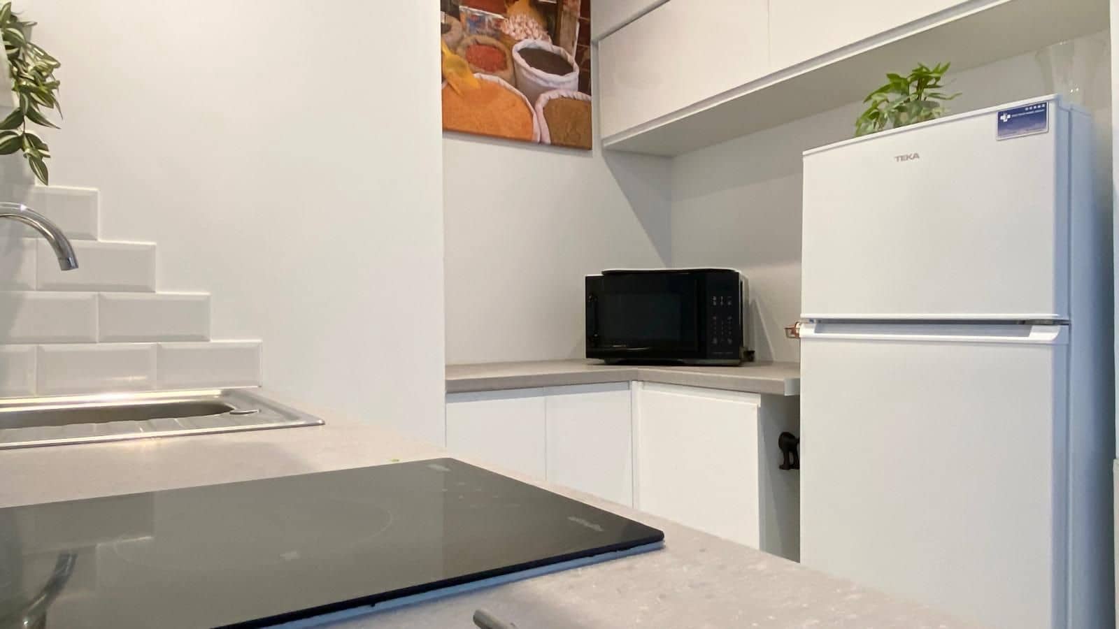 1 bedroom Apartment for sale in Roses with pool garage - € 148,000 (Ref: 9815572)