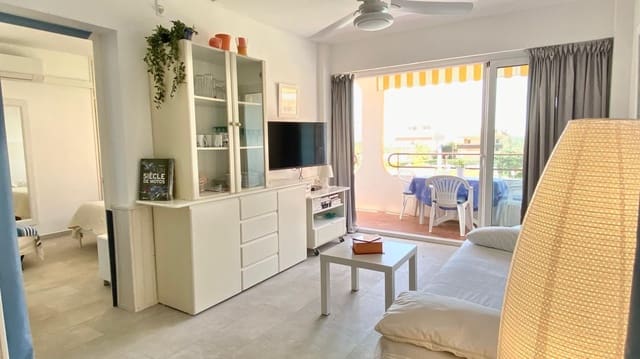 1 bedroom Apartment for sale in Roses with pool garage - € 148,000 (Ref: 9815572)