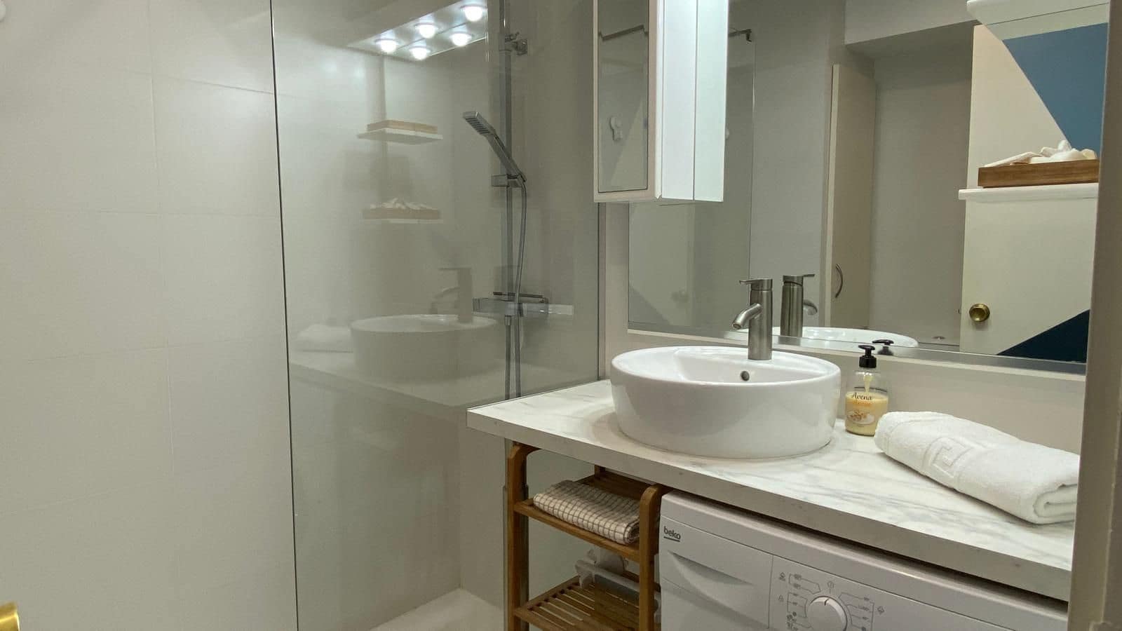 1 bedroom Apartment for sale in Roses with pool garage - € 148,000 (Ref: 9815572)
