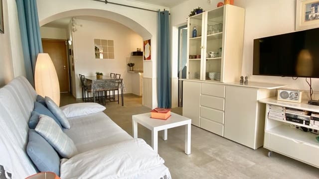 1 bedroom Apartment for sale in Roses with pool garage - € 148,000 (Ref: 9815572)
