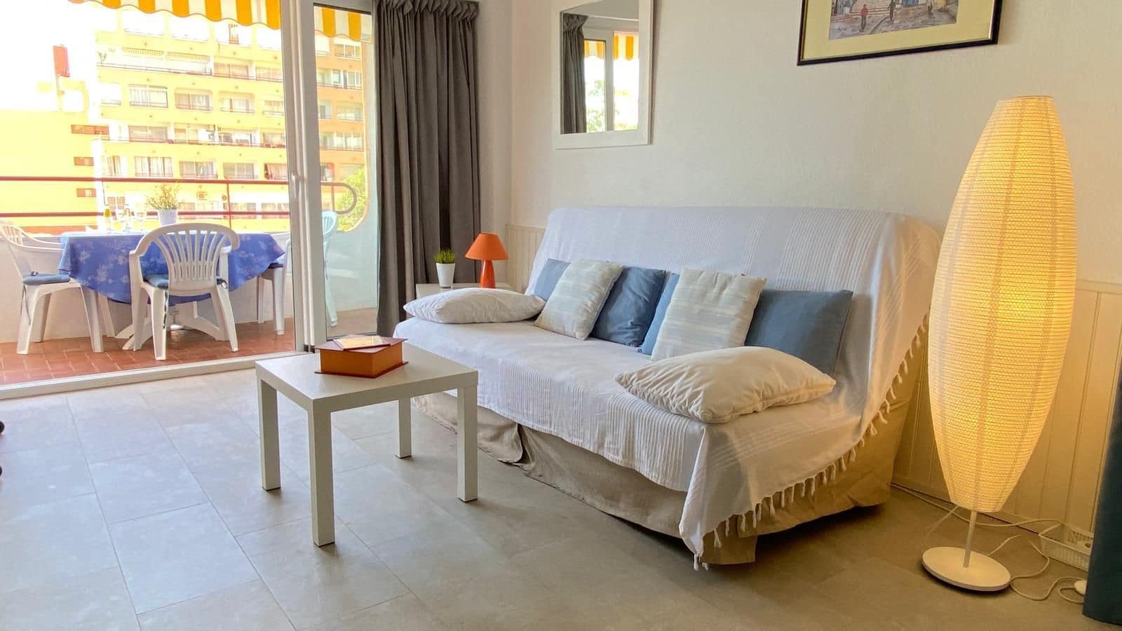 1 bedroom Apartment for sale in Roses with pool garage - € 148,000 (Ref: 9815572)