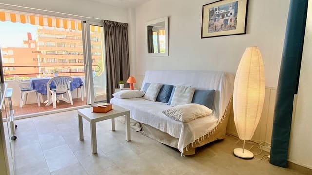 1 bedroom Apartment for sale in Roses with pool garage - € 148,000 (Ref: 9815572)