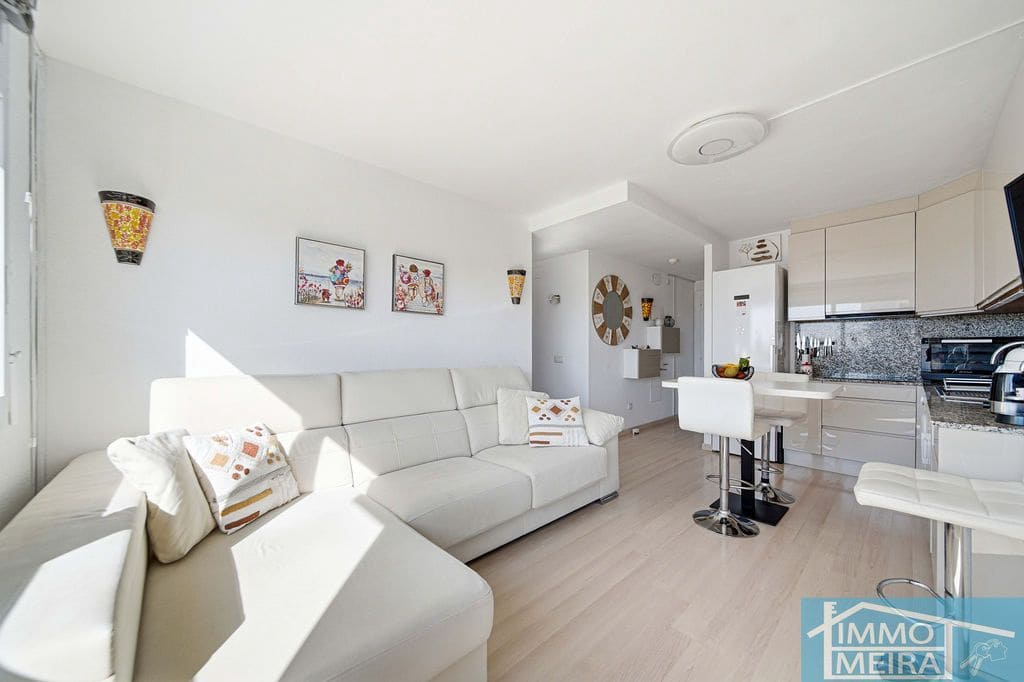 2 sypialnia Apartament na sprzedaż w Roses z basenem garażem - 199 900 € (Ref: 9819917)