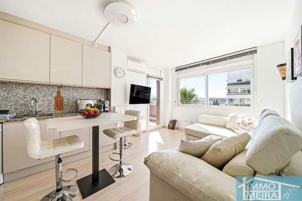 2 sypialnia Apartament na sprzedaż w Roses z basenem garażem - 199 900 € (Ref: 9819917)