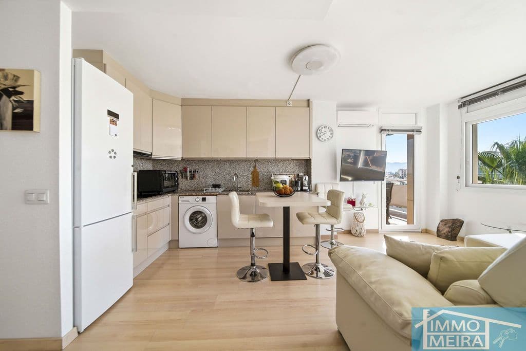 2 sypialnia Apartament na sprzedaż w Roses z basenem garażem - 199 900 € (Ref: 9819917)