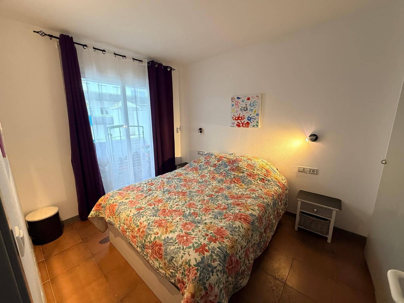 1 bedroom Apartment for sale in Roses with pool garage - € 129,900 (Ref: 9826168)