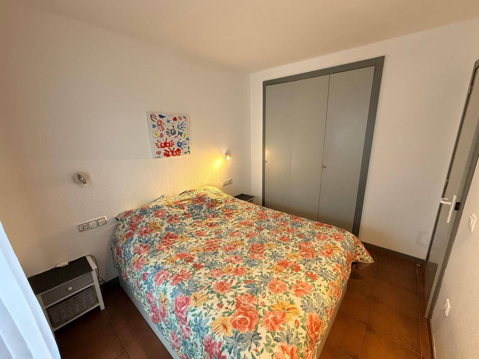 1 bedroom Apartment for sale in Roses with pool garage - € 129,900 (Ref: 9826168)