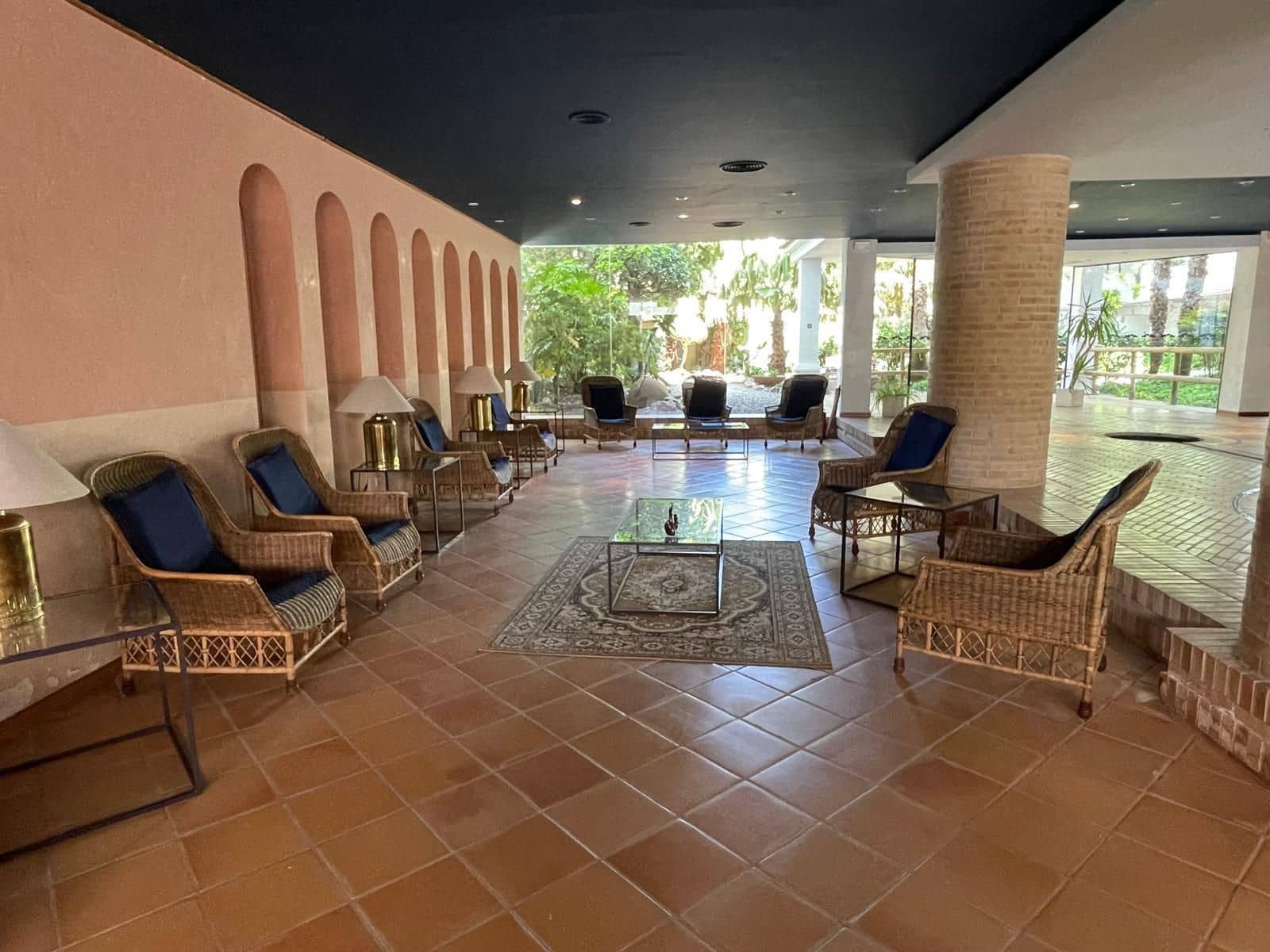 1 bedroom Apartment for sale in Roses with pool garage - € 129,900 (Ref: 9826168)