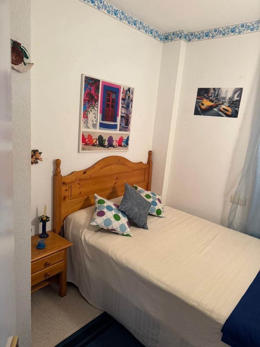 2 slaapkamer Appartement te koop in Roses met zwembad garage - € 169.900 (Ref: 9864052)