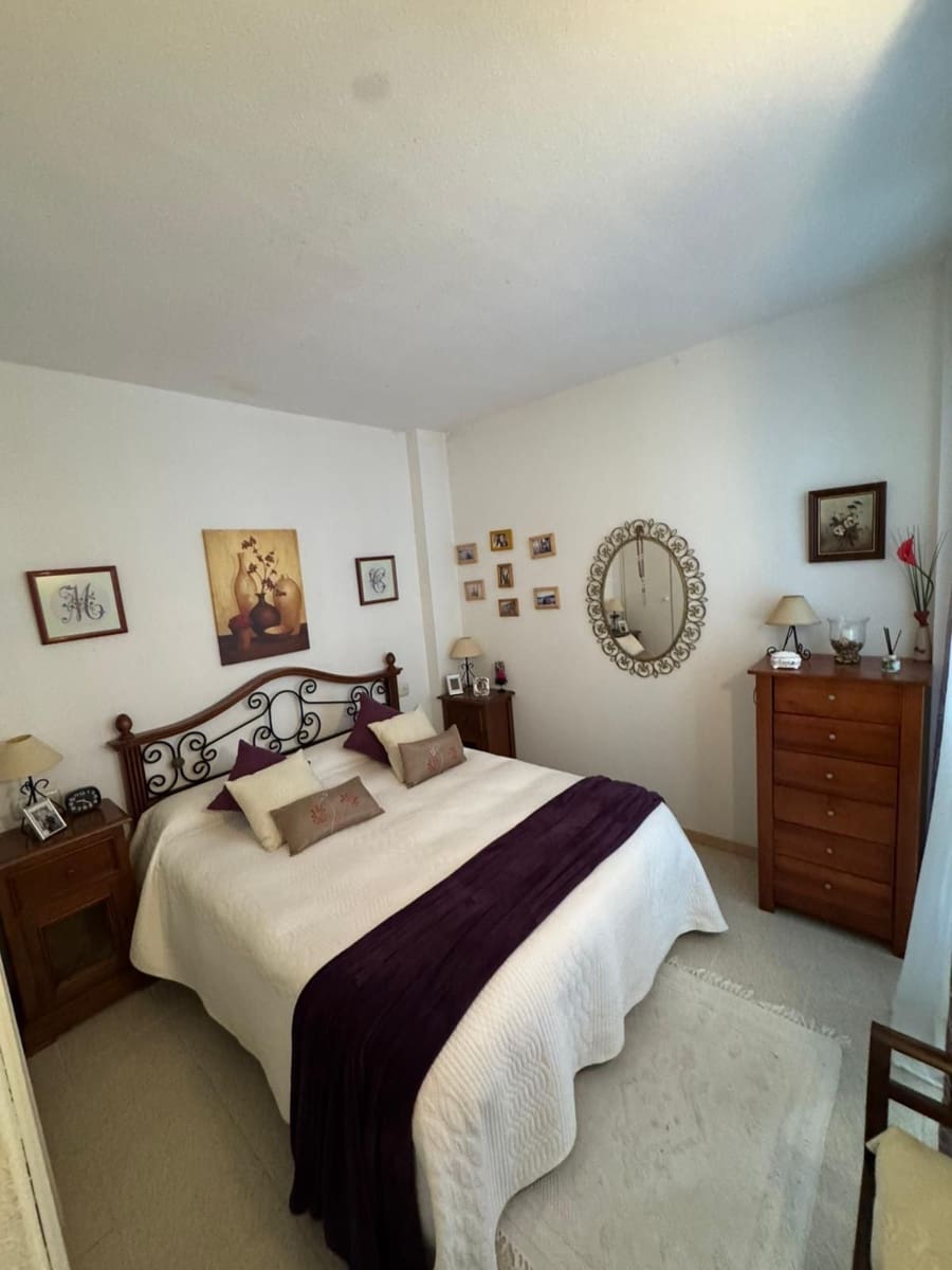 2 slaapkamer Appartement te koop in Roses met zwembad garage - € 169.900 (Ref: 9864052)