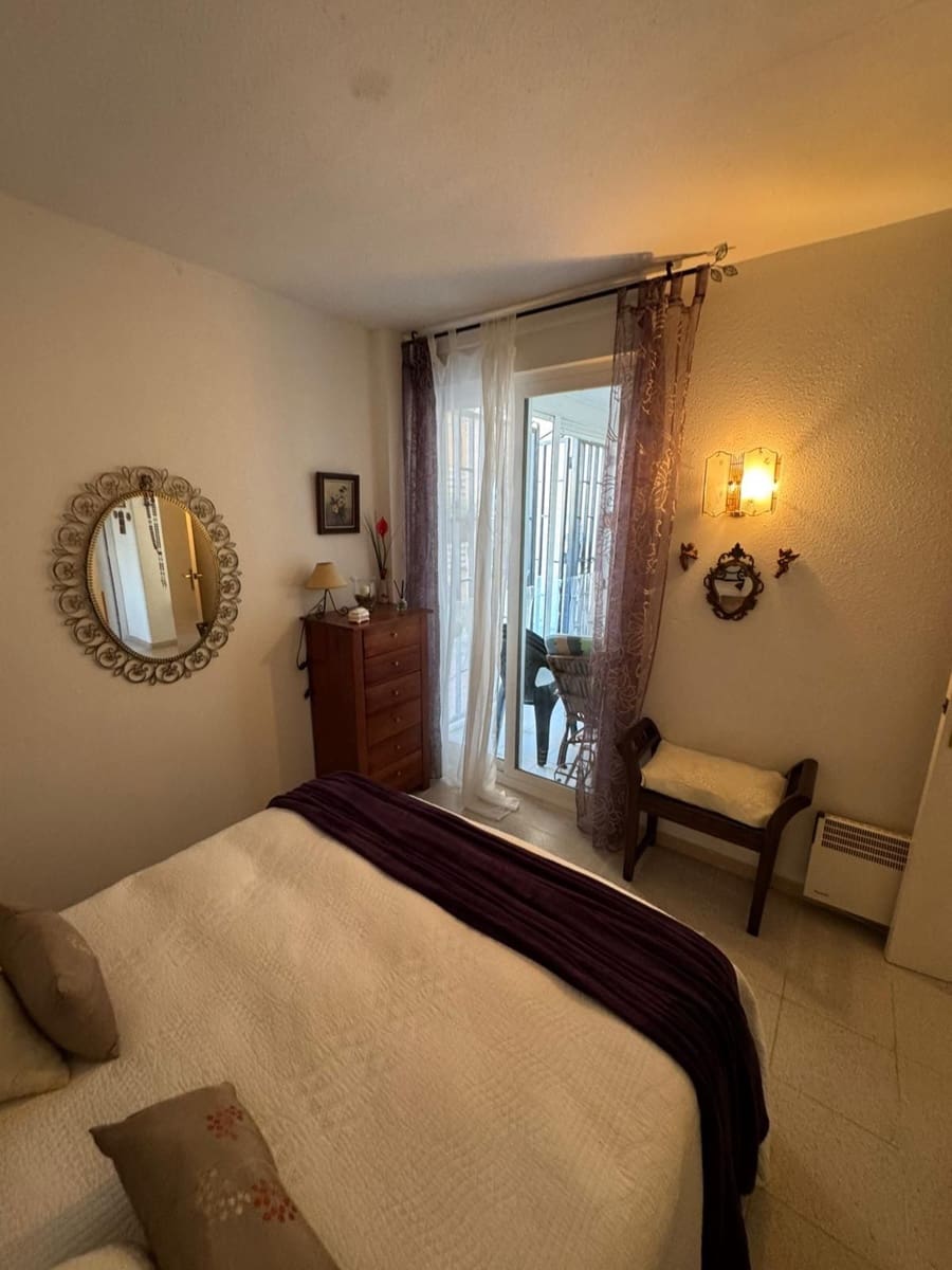2 slaapkamer Appartement te koop in Roses met zwembad garage - € 169.900 (Ref: 9864052)