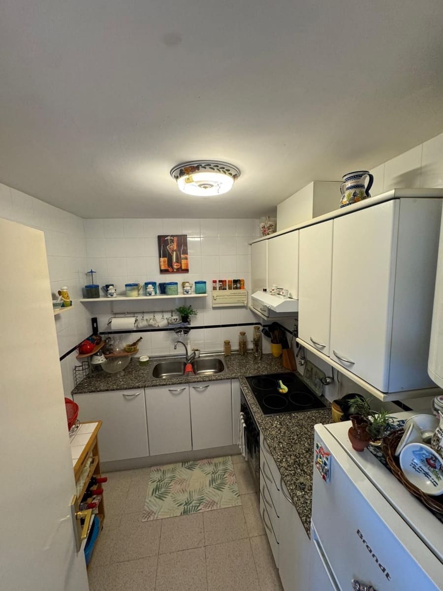 2 slaapkamer Appartement te koop in Roses met zwembad garage - € 169.900 (Ref: 9864052)