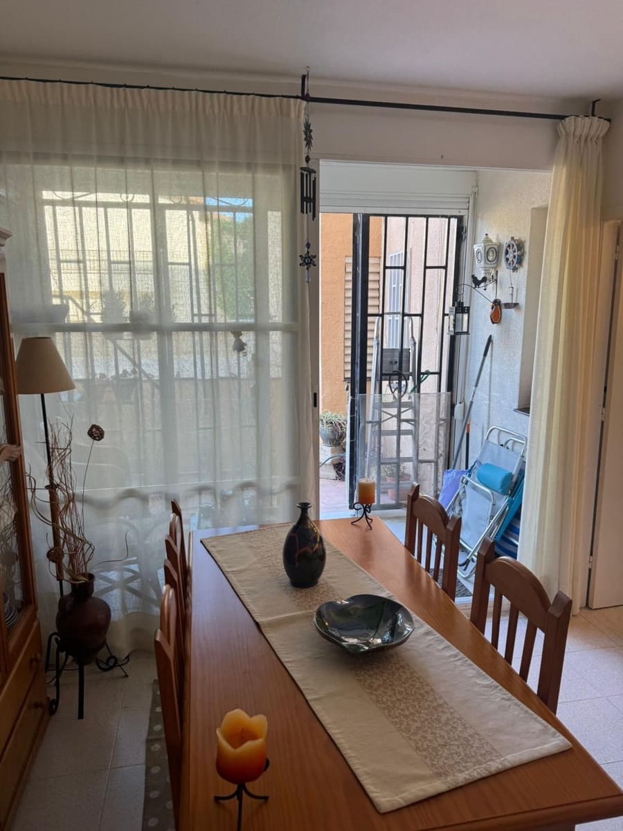 2 slaapkamer Appartement te koop in Roses met zwembad garage - € 169.900 (Ref: 9864052)