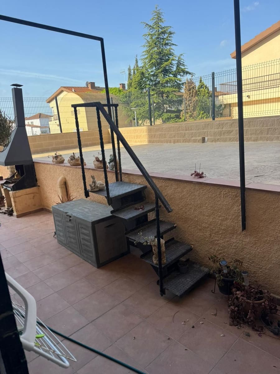 2 slaapkamer Appartement te koop in Roses met zwembad garage - € 169.900 (Ref: 9864052)