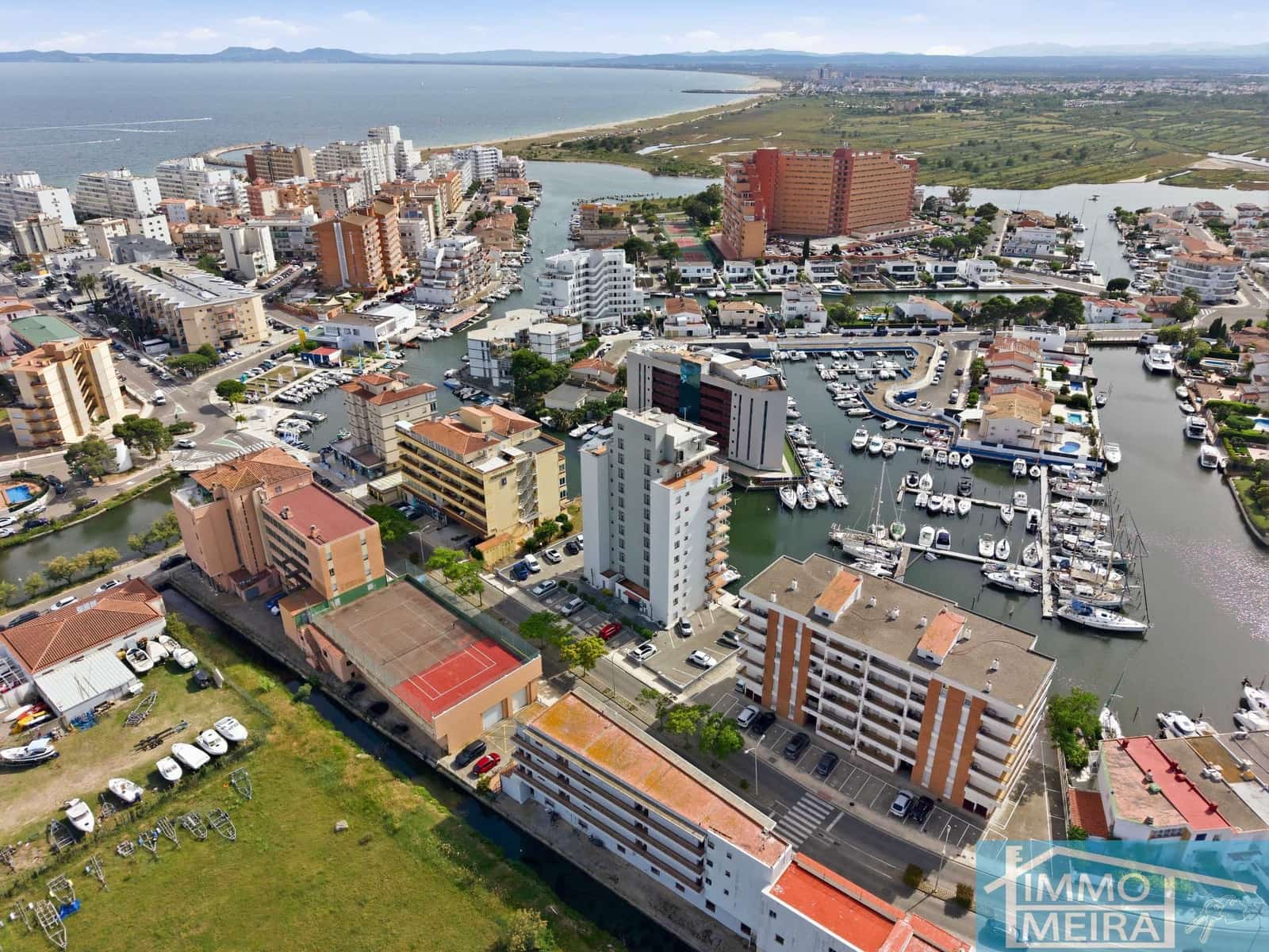 1 sypialnia Apartament na sprzedaż w Roses z garażem - 160 000 € (Ref: 9891689)