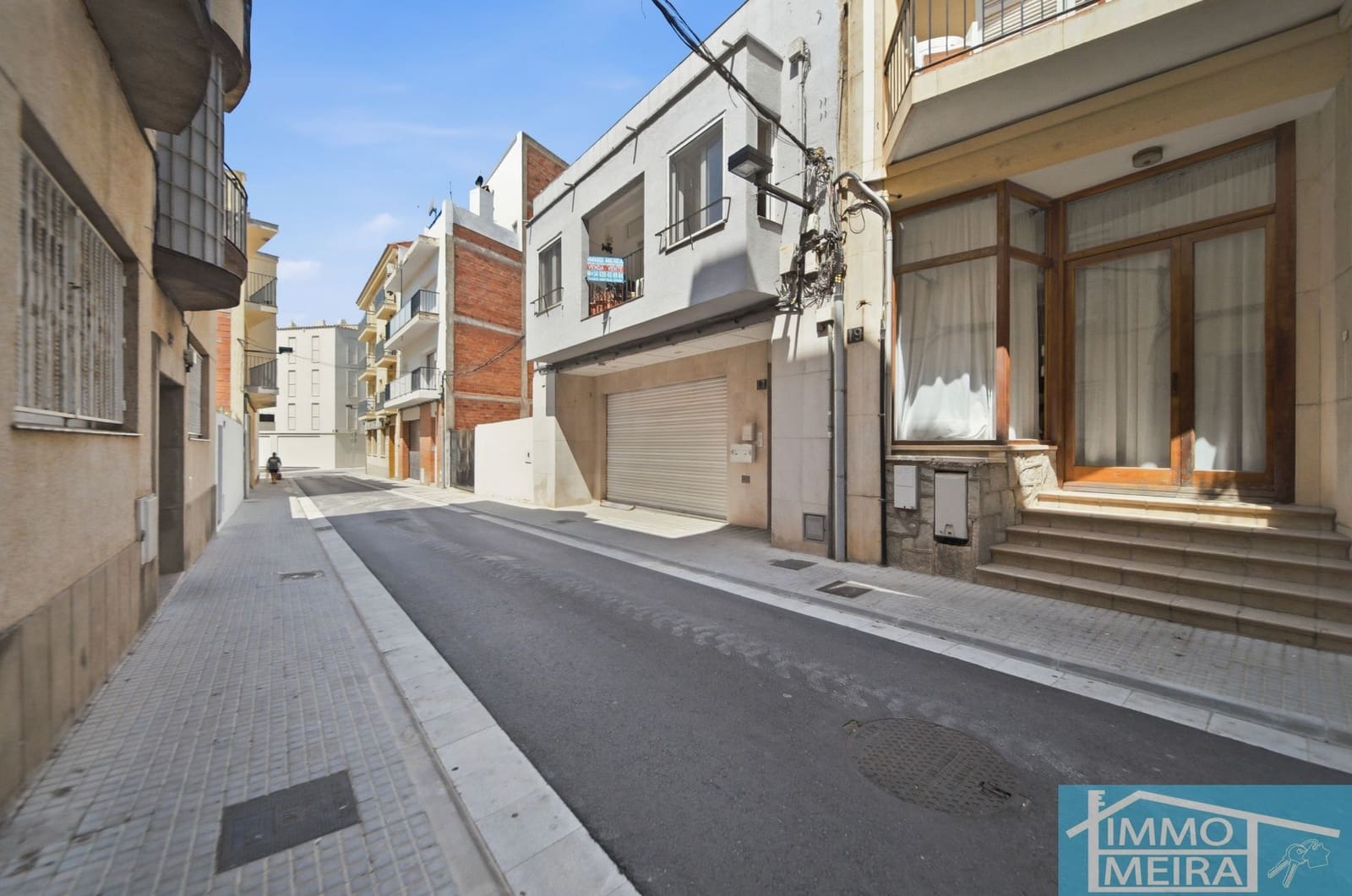 2 bedroom Apartment for sale in Roses - € 190,000 (Ref: 9919347)