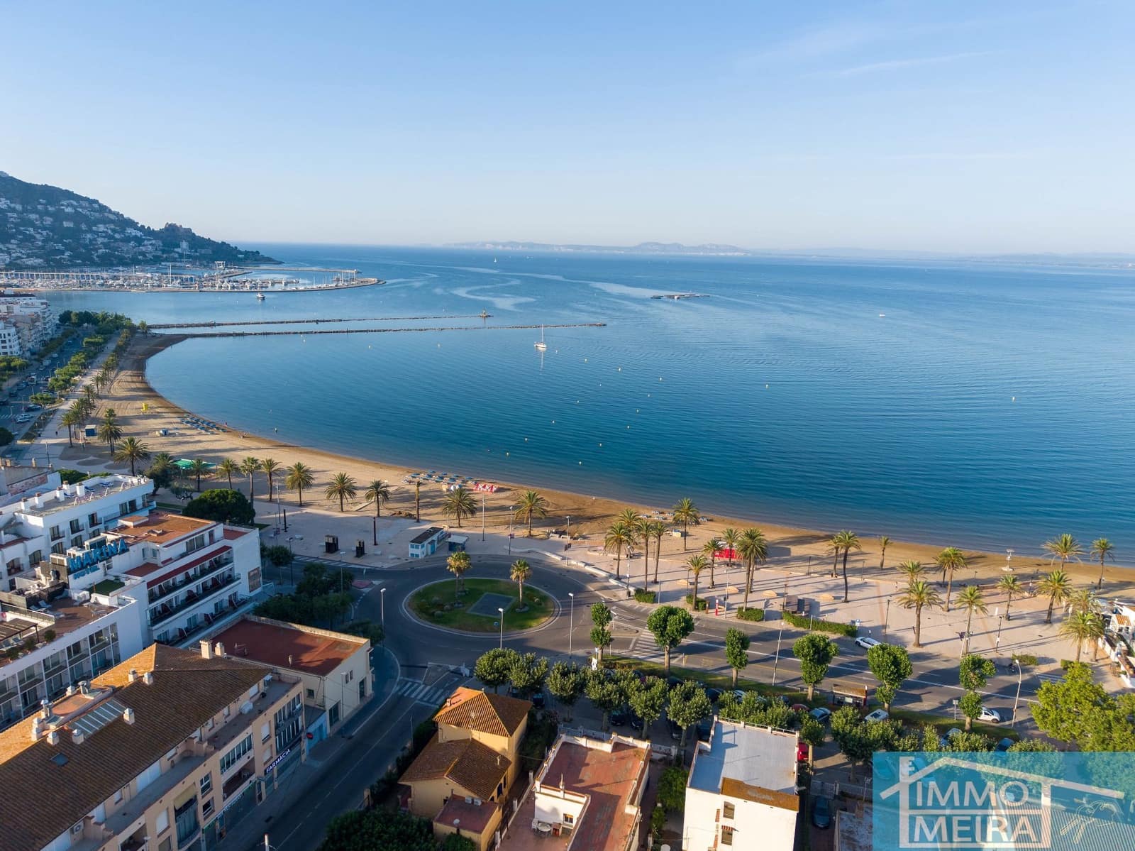 2 bedroom Apartment for sale in Roses - € 190,000 (Ref: 9919347)