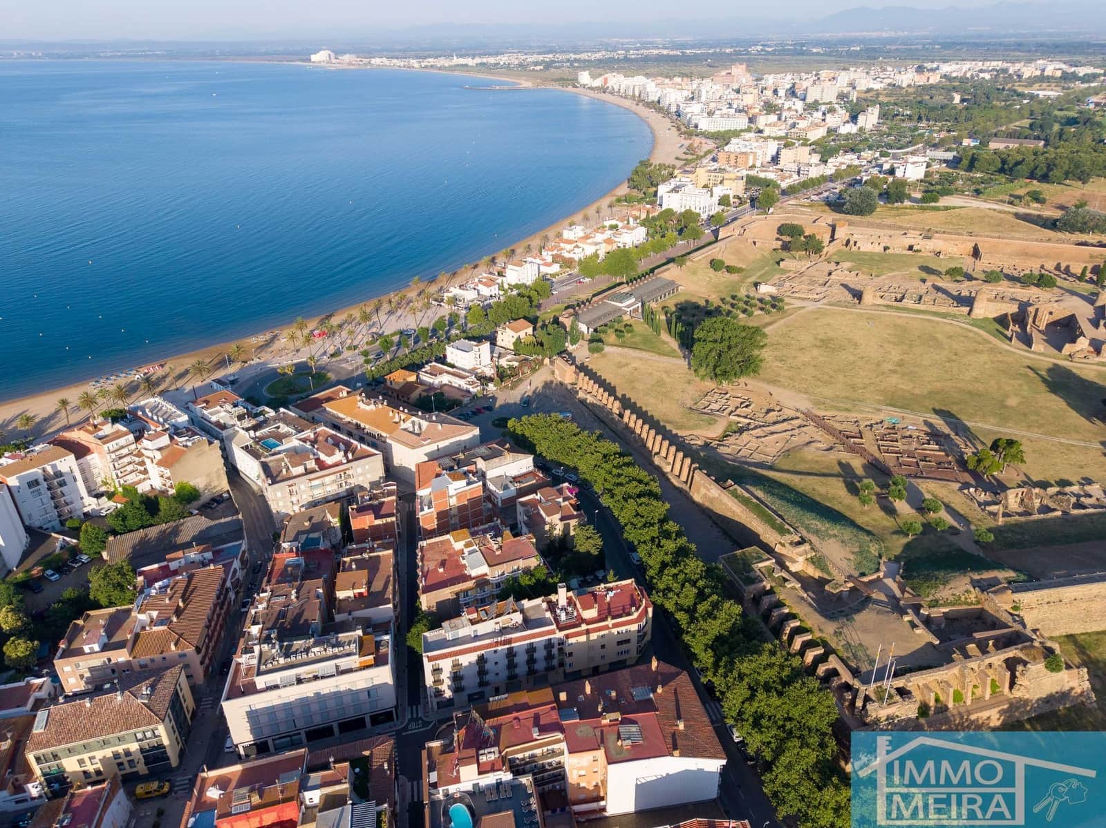2 bedroom Apartment for sale in Roses - € 190,000 (Ref: 9919347)