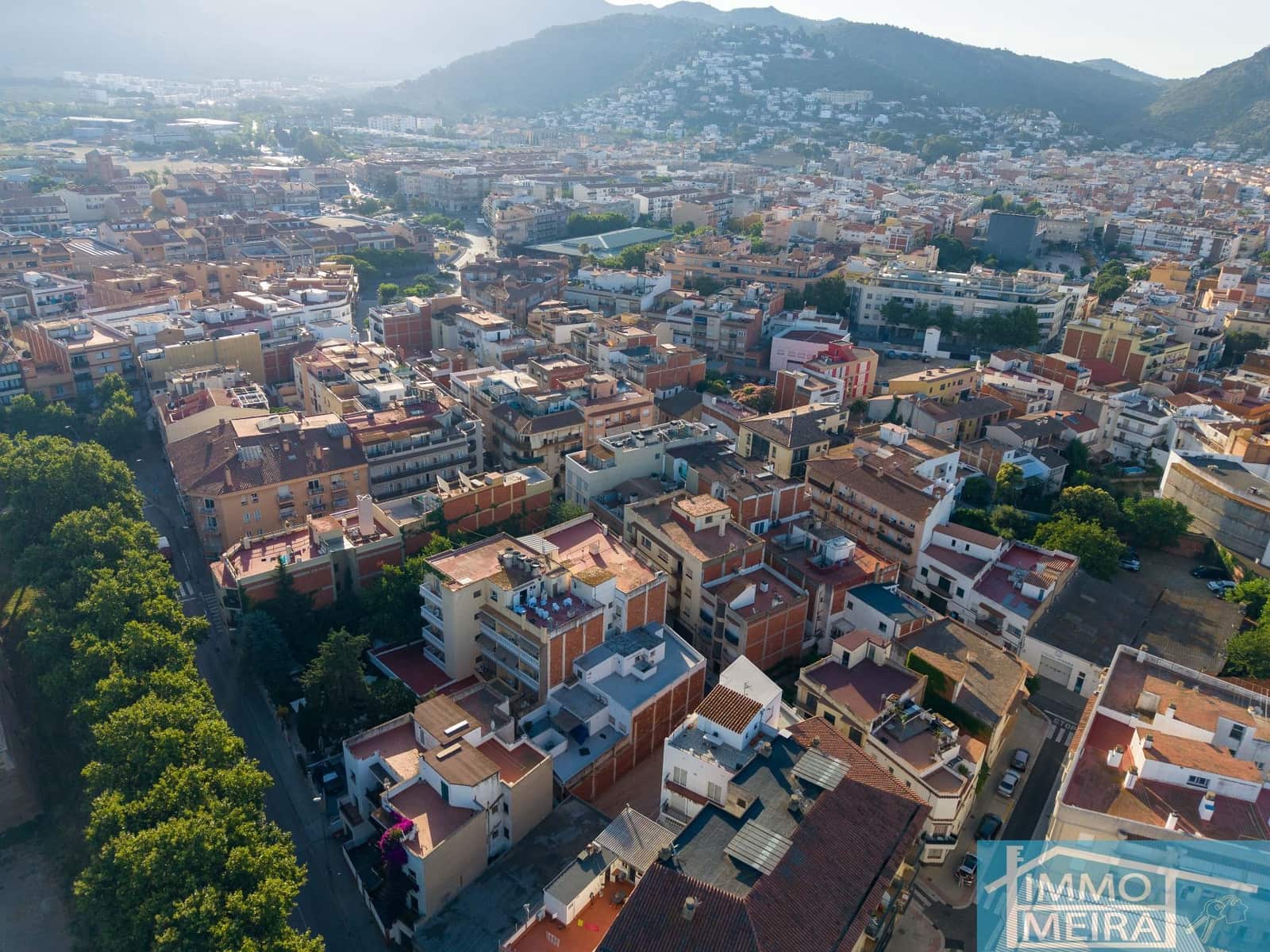 2 bedroom Apartment for sale in Roses - € 190,000 (Ref: 9919347)