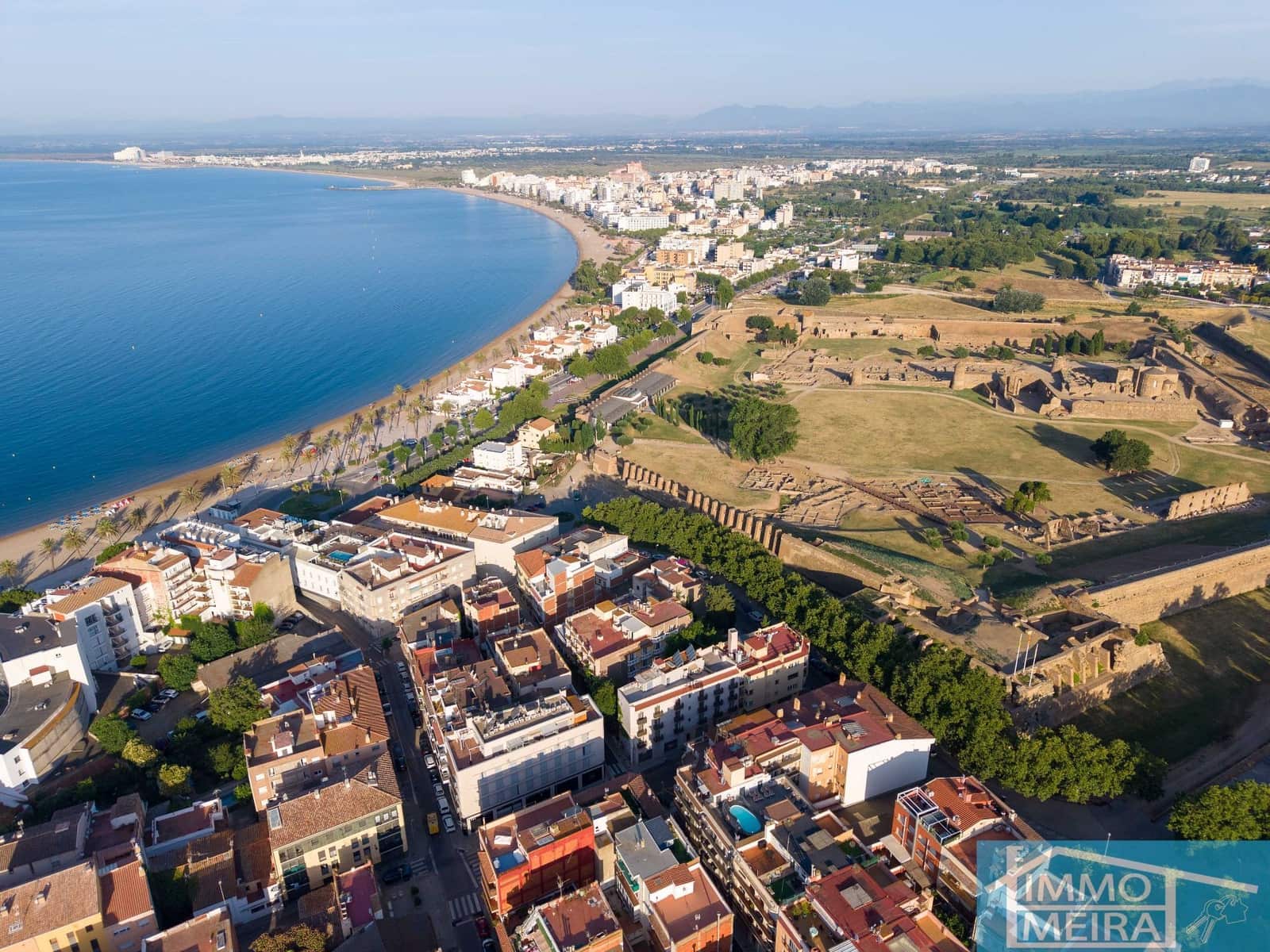 2 bedroom Apartment for sale in Roses - € 190,000 (Ref: 9919347)