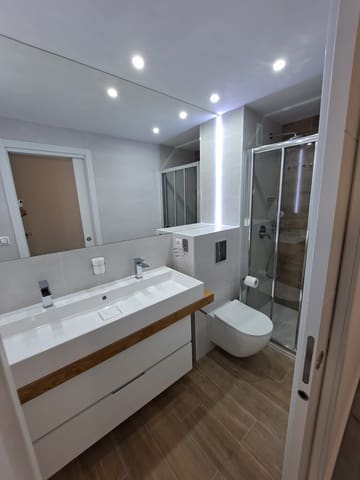 3 quarto Apartamento para arrendar em Russafa, Valência cidade com garagem - 1 900 € (Ref: 10079955)