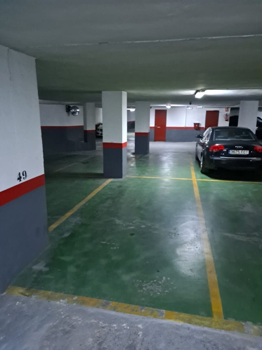 3 quarto Apartamento para arrendar em Valencia cidade com garagem - 1 900 € (Ref: 10079955)