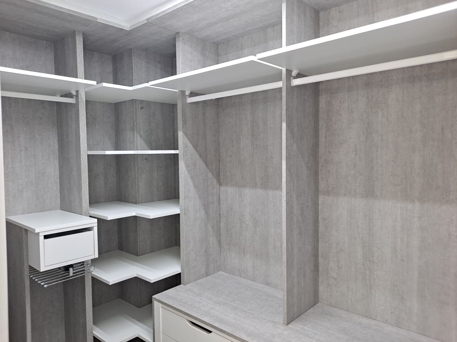 3 quarto Apartamento para arrendar em Valencia cidade com garagem - 1 900 € (Ref: 10079955)