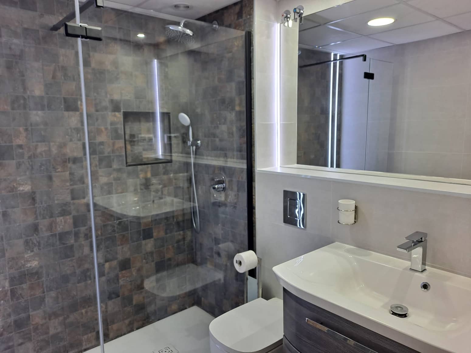3 quarto Apartamento para arrendar em Valencia cidade com garagem - 1 900 € (Ref: 10079955)
