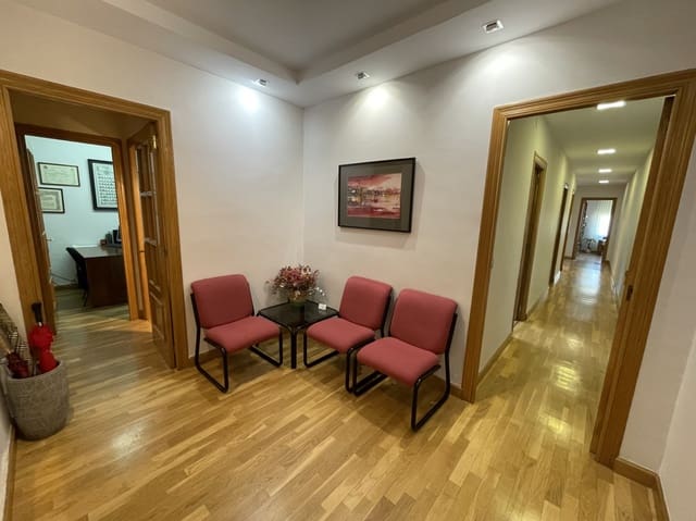 4 bedroom Flat for sale in Sant Francesc, Valencia city - € 800,000 (Ref: 8873339)