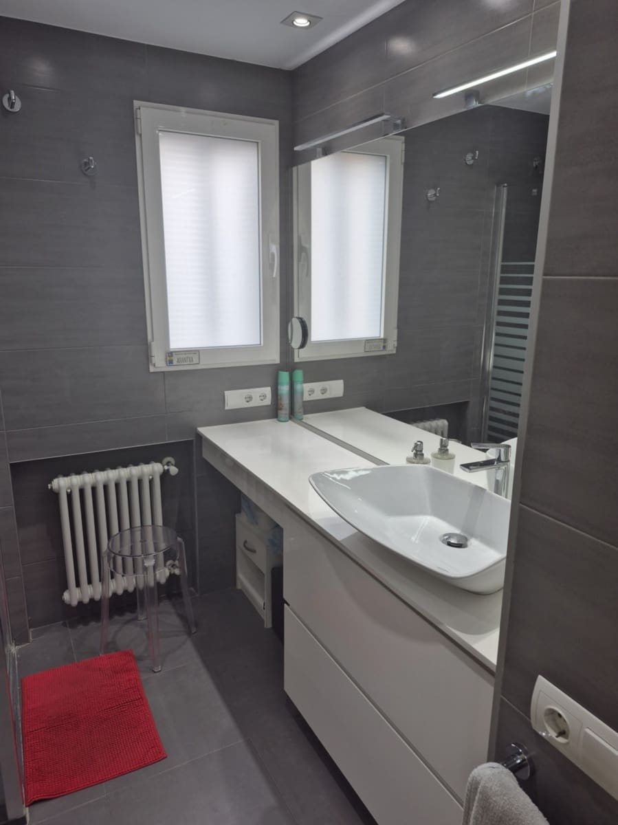 4 slaapkamer Flat te koop in Paterna - € 395.000 (Ref: 9308745)