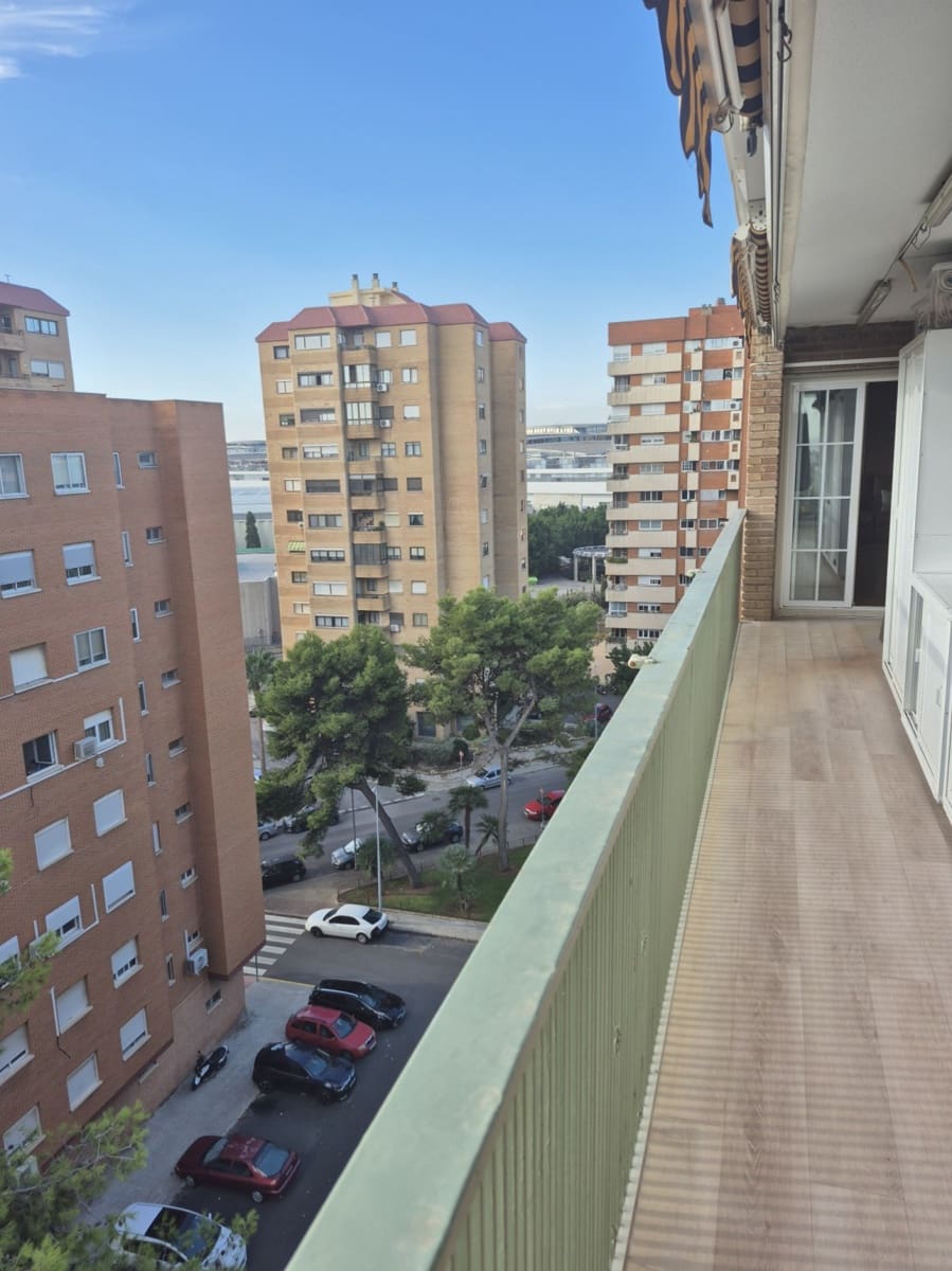 4 slaapkamer Flat te koop in Paterna - € 395.000 (Ref: 9308745)