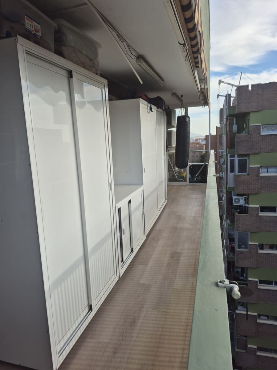 4 slaapkamer Flat te koop in Paterna - € 395.000 (Ref: 9308745)