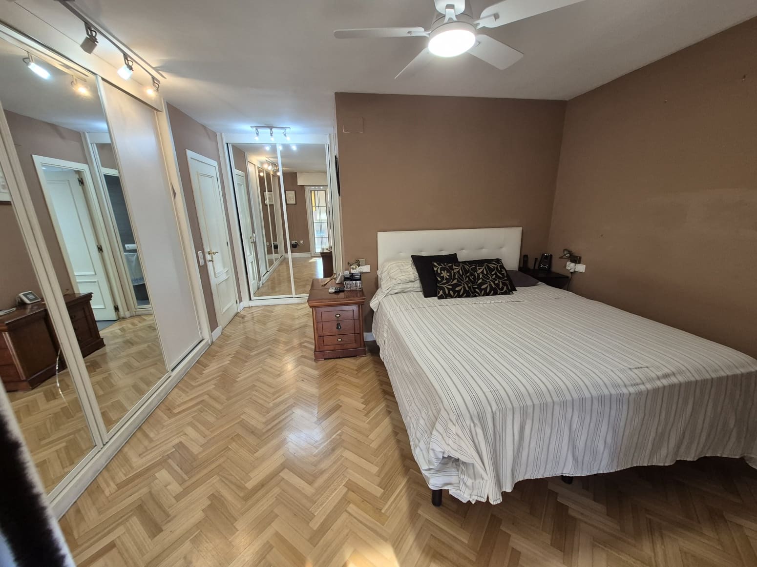 4 slaapkamer Flat te koop in Paterna - € 395.000 (Ref: 9308745)