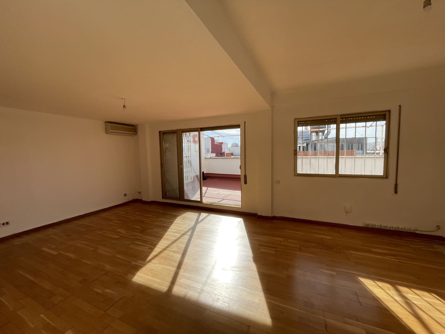 4 quarto Apartamento para venda em Valencia cidade com garagem - 790 000 € (Ref: 9378120)