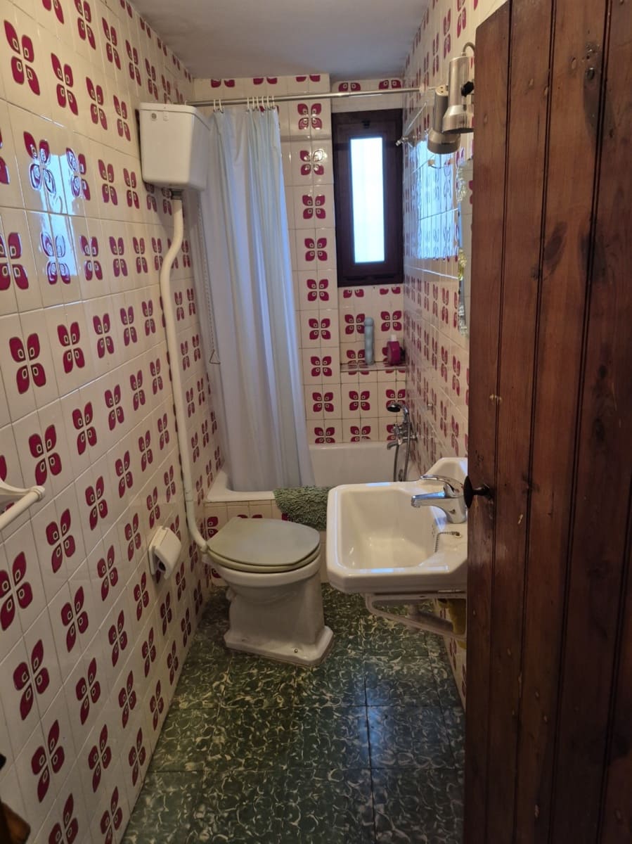 9 soverom Villa til salgs i Sarrion - € 194 000 (Ref: 9409387)