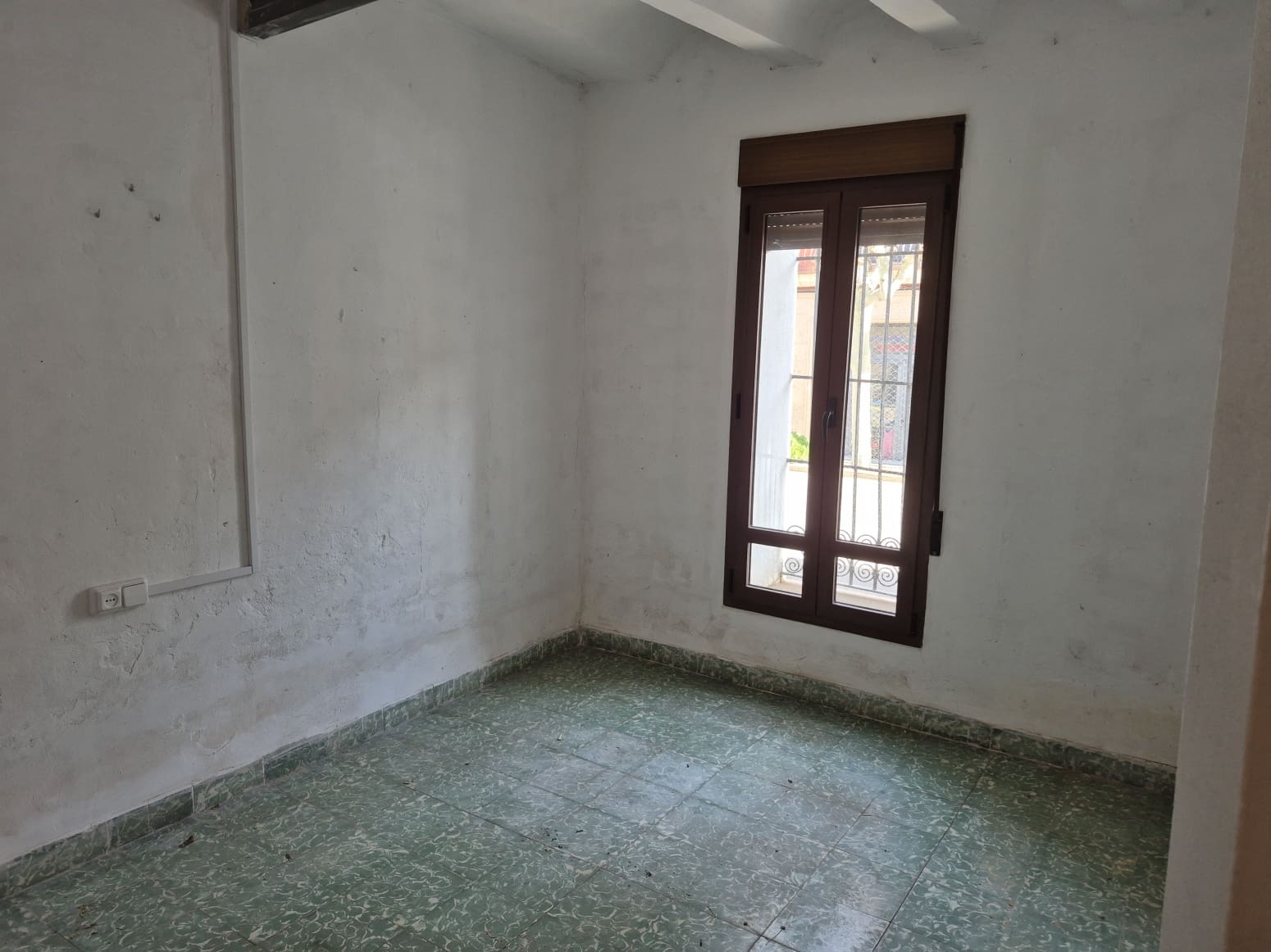 9 soverom Villa til salgs i Sarrion - € 194 000 (Ref: 9409387)