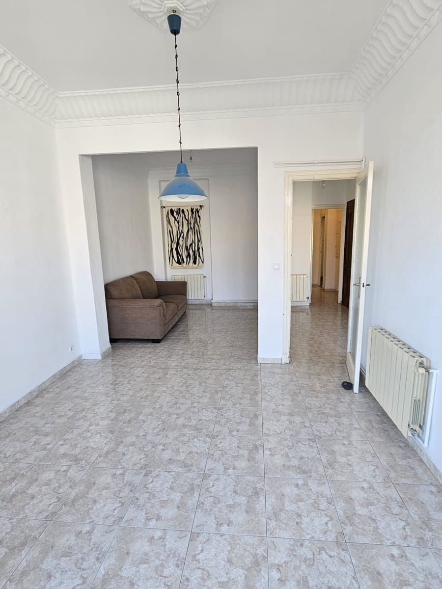 2 sovrum Lägenhet att hyra i Valencia stad - 1 000 € (Ref: 9453534)