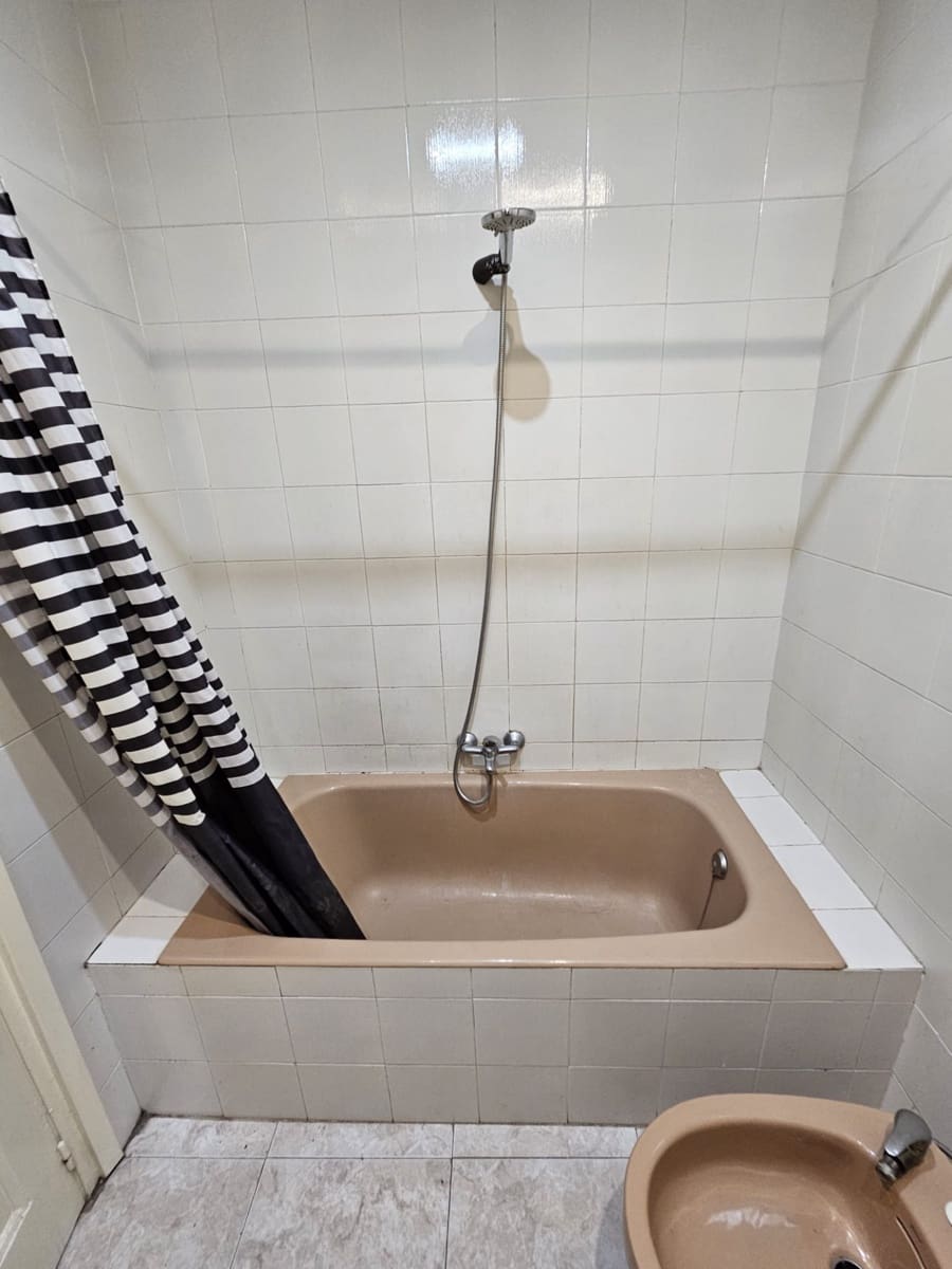 2 sovrum Lägenhet att hyra i Valencia stad - 1 000 € (Ref: 9453534)