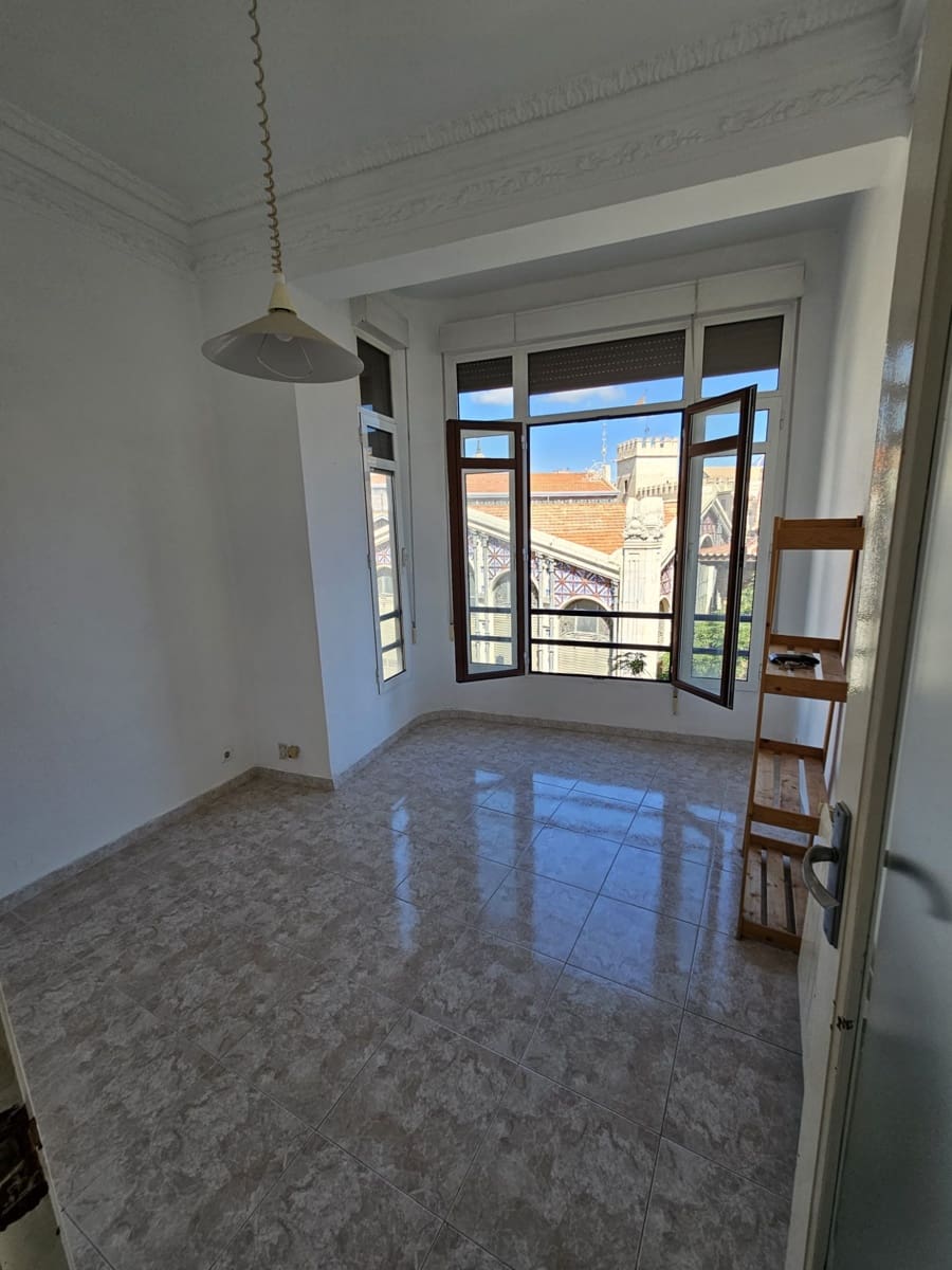 2 sovrum Lägenhet att hyra i Valencia stad - 1 000 € (Ref: 9453534)