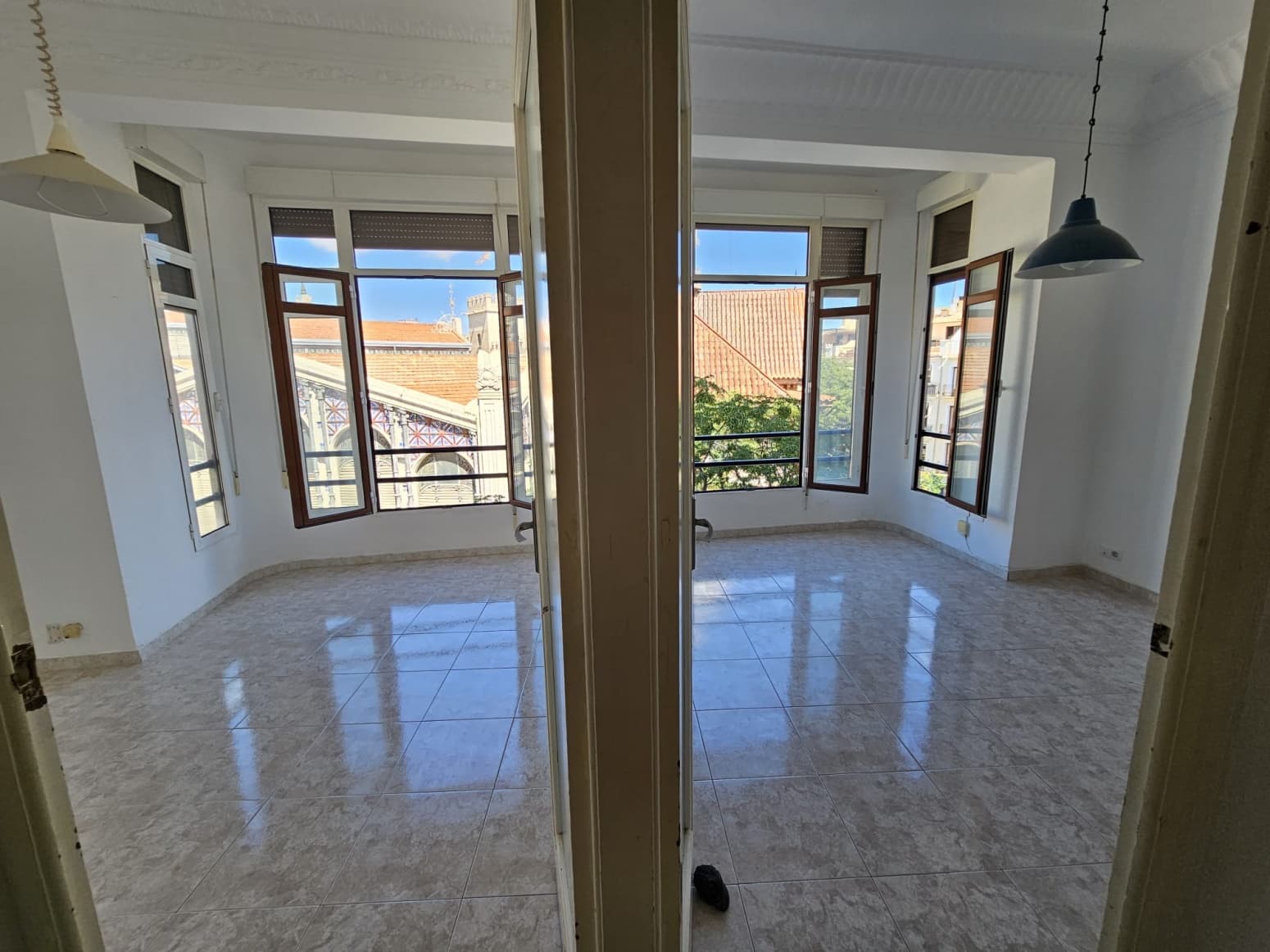 2 sovrum Lägenhet att hyra i Valencia stad - 1 000 € (Ref: 9453534)