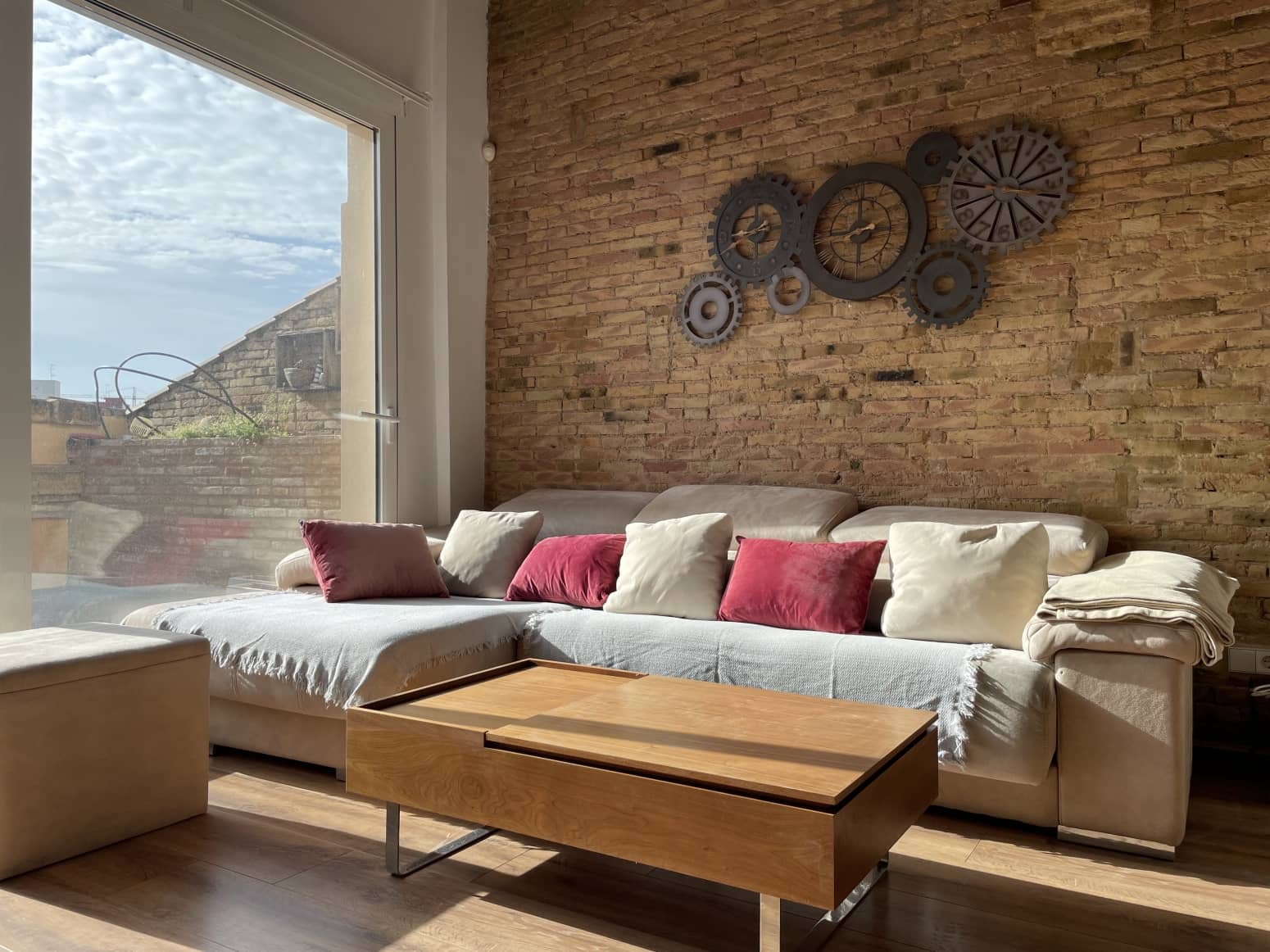 2 quarto Apartamento para arrendar em Valencia cidade - 2 500 € (Ref: 9468830)